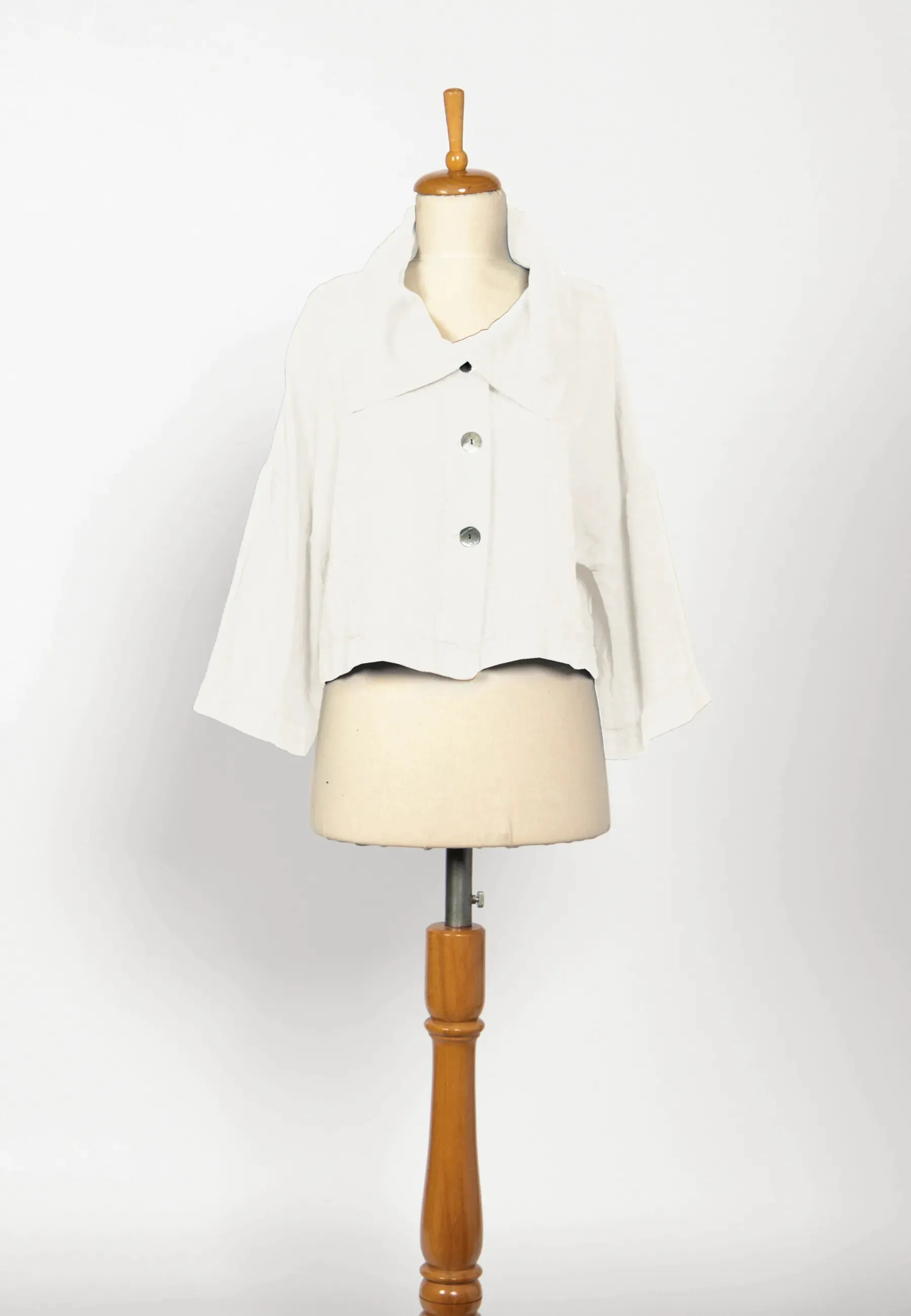 AMBROSIA Short, linen jacket