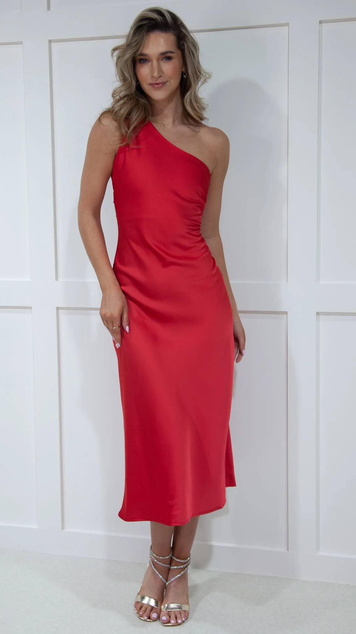 Aoise Red One Shoulder Satin Finish Midi Dress