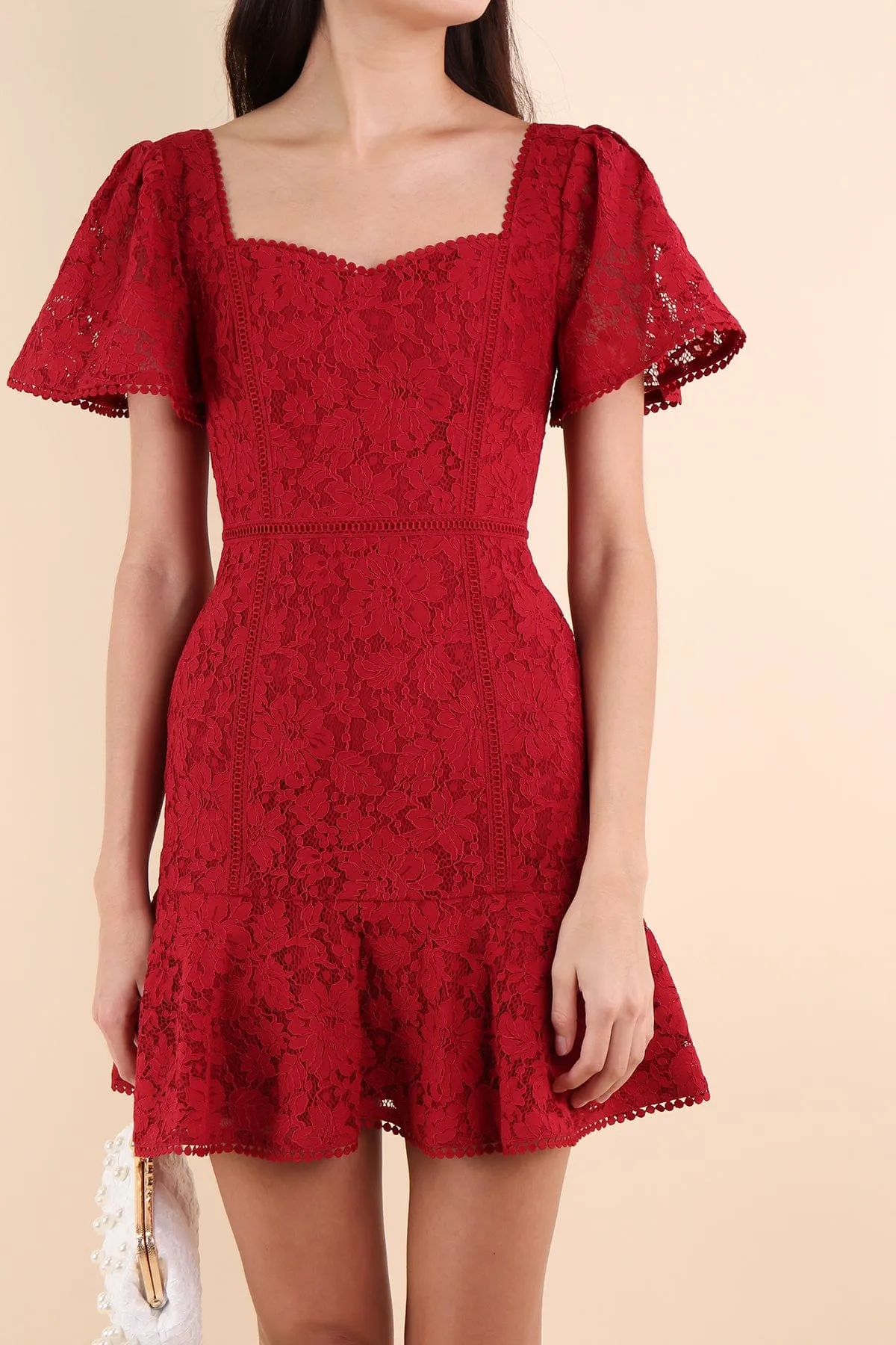 BONJOUR SLEEVE LACE DRESS IN WINE RED