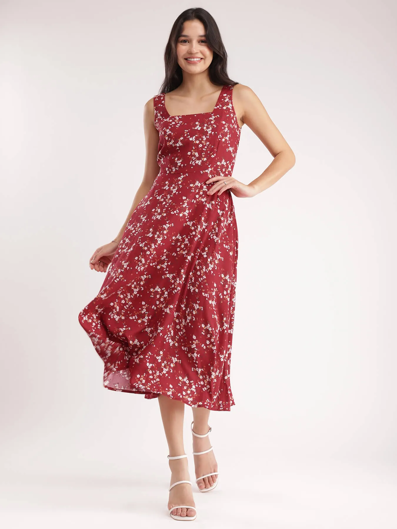 Floral Fit And Flare Dress - Red