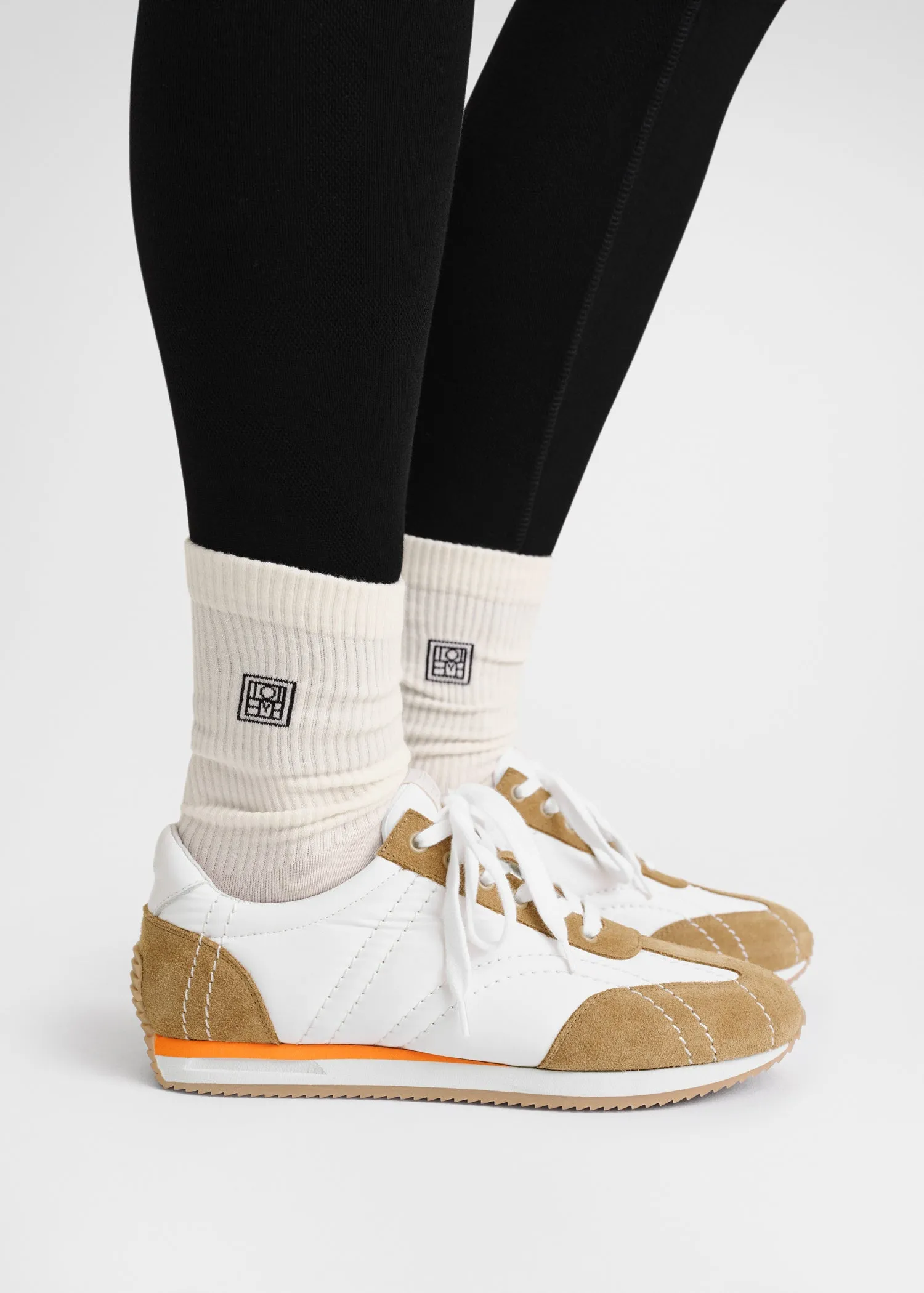 Monogram socks grey/macadamia