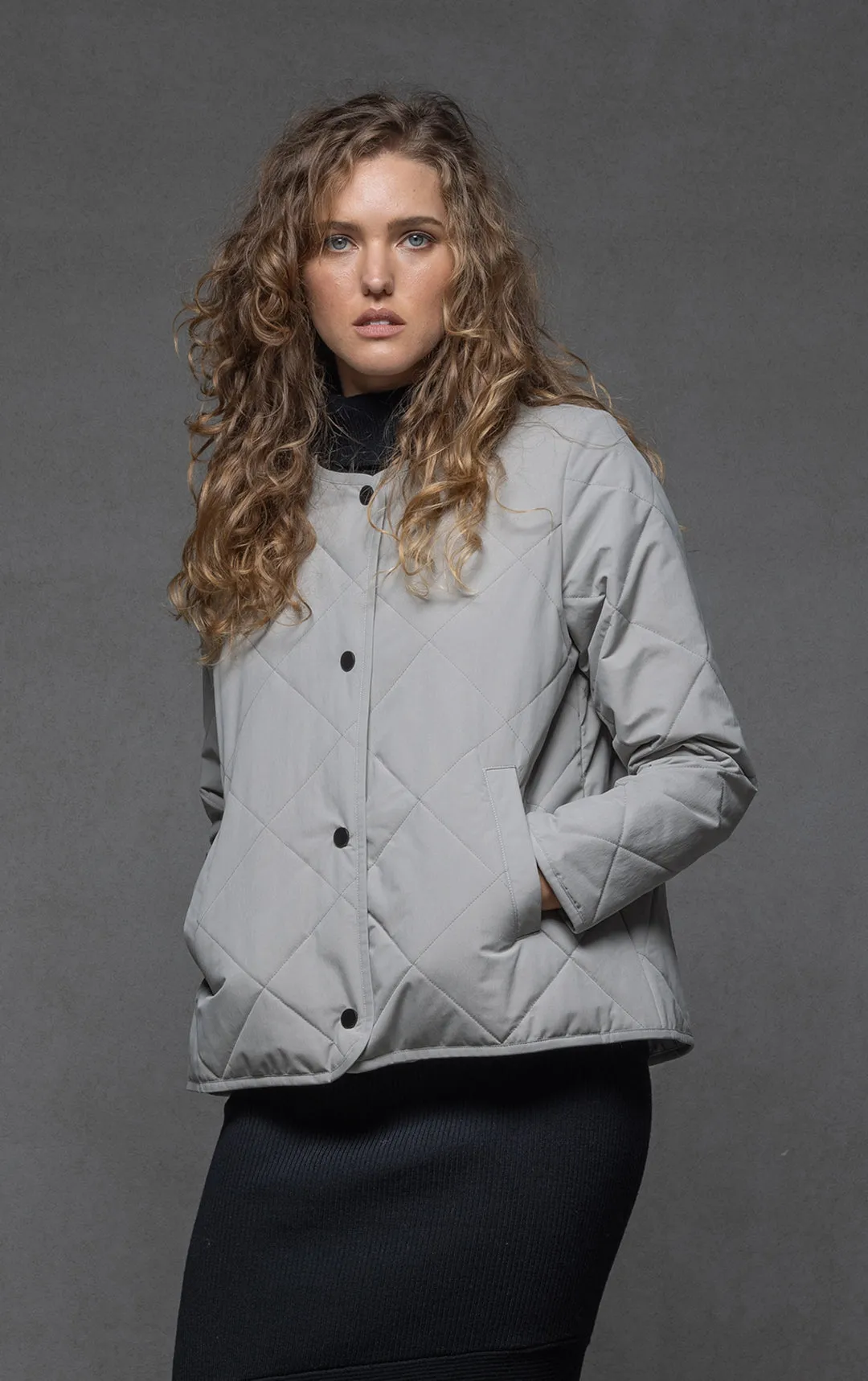 QUILTED PRIMALOFT CROPPED JACKET