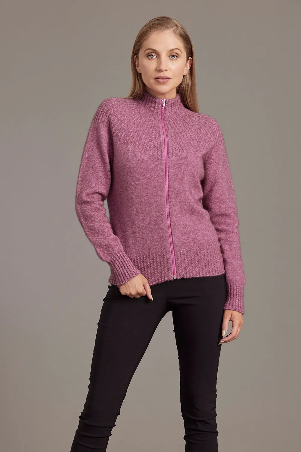 Yoke Neck Cable Jacket